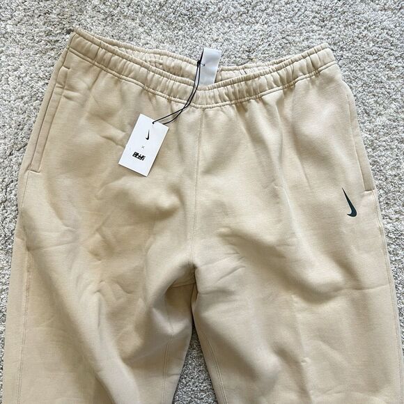 Nike x Billie Eilish Fleece Pants DQ7752-202 Mushroom Sequoia New Mens Size 2XL - Picture 9 of 12
